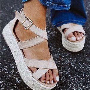 🔥SALE! 💕Natural Espadrille Wedge Sandals!